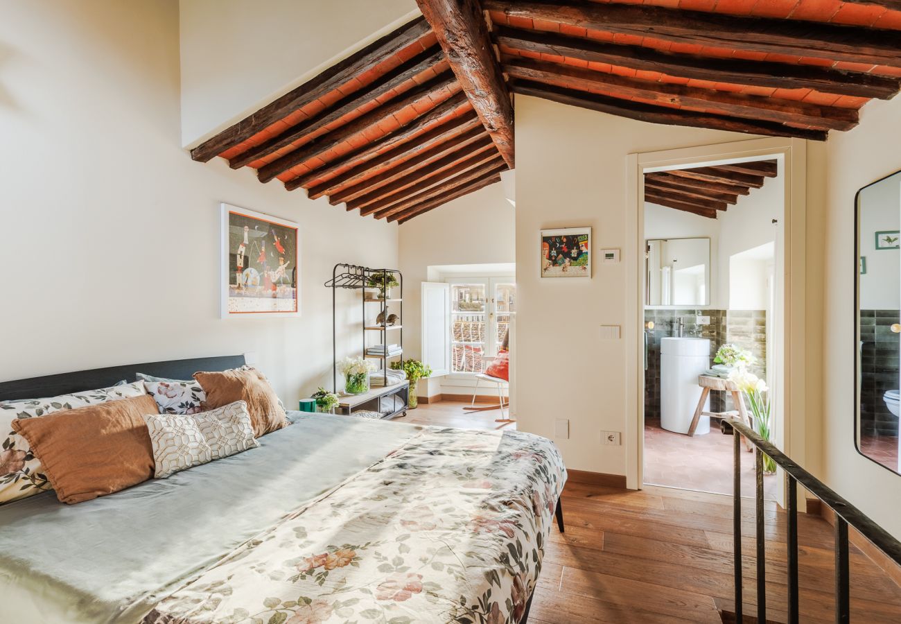 Appartamento a Lucca - Historic and Contemporary 3 Bedrooms inside Lucca Appartamento a Lucca - Historic and Contemporary 3 Bedrooms inside Lucca