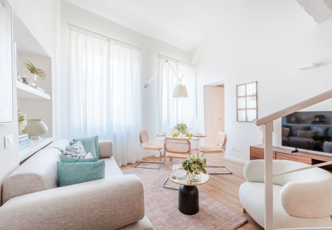 Appartamento a Lucca - Luxury 2 Bedrooms 2 Bathrooms Penthouse, Elevator Appartamento a Lucca - Luxury 2 Bedrooms 2 Bathrooms Penthouse, Elevator