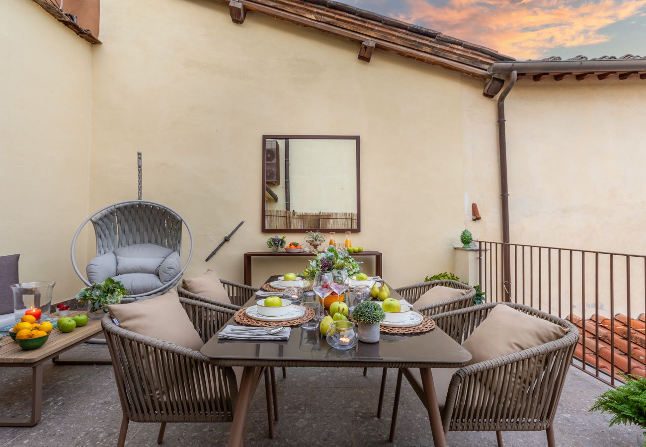 Appartamento a Lucca - Smart Apartment with Terrace and elevator in Lucca Appartamento a Lucca - Smart Apartment with Terrace and elevator in Lucca