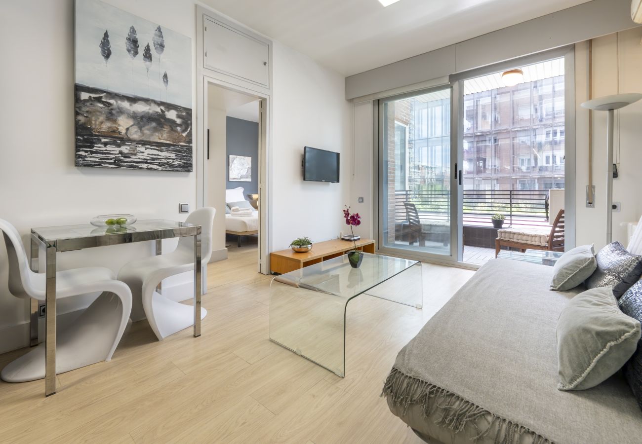 Appartamento a Madrid - Piso de 1 dormitorio con terraza-Alquiler mensual en Madrid  Appartamento a Madrid - Piso de 1 dormitorio con terraza-Alquiler mensual en Madrid