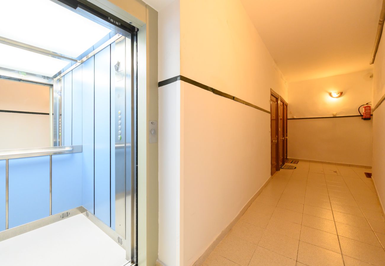 Appartamento a Madrid - Alquiler Mensual en Madrid – Piso moderno de 1 dormitorio. Temporal  Appartamento a Madrid - Alquiler Mensual en Madrid – Piso moderno de 1 dormitorio. Temporal
