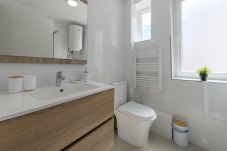 Appartamento a Madrid - Alquiler Mensual en Madrid – Piso moderno de 1 dormitorio