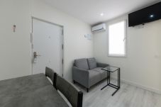 Appartamento a Madrid - Alquiler Mensual en Madrid – Piso moderno de 1 dormitorio
