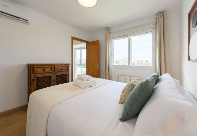 Appartamento a Madrid - Piso moderno de 1 dormitorio con ventanales y sofá cama para invitados en Madrid.Temporal  Appartamento a Madrid - Piso moderno de 1 dormitorio con ventanales y sofá cama para invitados en Madrid.Temporal