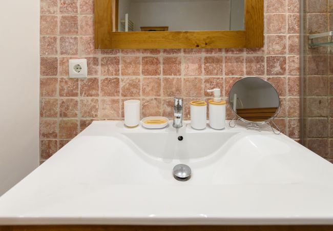 Appartamento a Madrid - Piso moderno de 1 dormitorio con ventanales y sofá cama para invitados en Madrid.Temporal  Appartamento a Madrid - Piso moderno de 1 dormitorio con ventanales y sofá cama para invitados en Madrid.Temporal