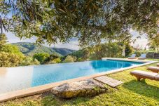 Villa a Lucca - Iconic Romantic Farmhouse with Pool in Lucca