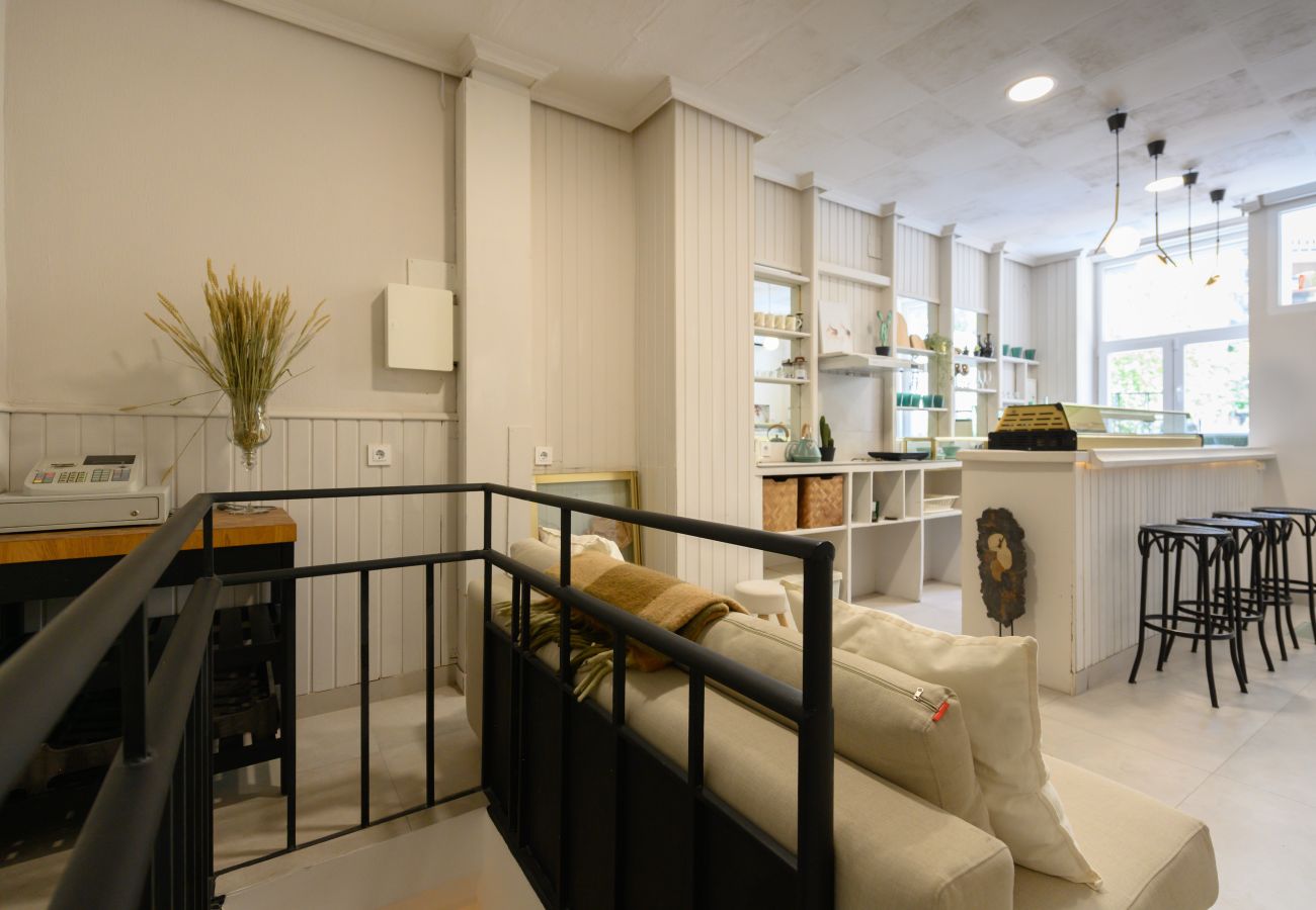 Appartamento a Madrid - Loft creativo con barra y estilo único | cerca M30