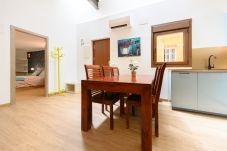 Appartamento a Madrid - Dúplex Moderno con 2 Dormitorios, Cocina Equipada – Confort y Estilo