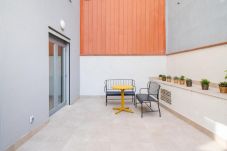 Aparthotel a El Prat de Llobregat - Airport - Apartment Ground Floor with Terrace