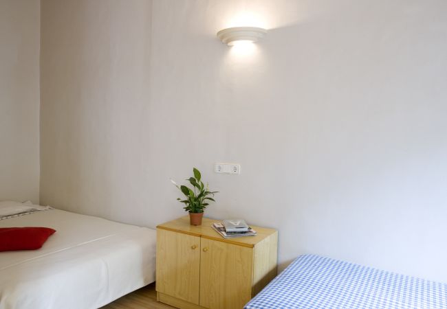 Apartment in Barcelona - GOTHIC - Balcony & shared terrace apartment Apartment in Barcelona - GOTHIC - Balcony & shared terrace apartment