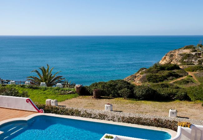 Villa in Carvoeiro - Casa do Sul · Modern Villa in Centre of Carvoeiro