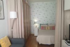 Apartment in Barcelona - Lightly, quiet & comfy studio close to Plaza Españ