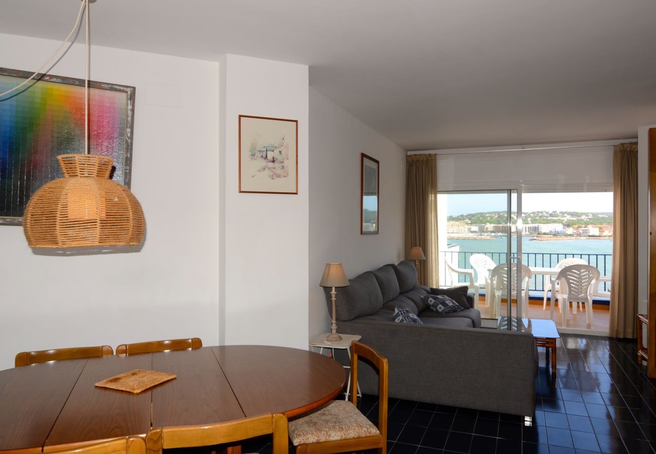 Apartamento em L'Escala - APARTAMENTO PASSEIG DEL MAR 22  Apartamento em L'Escala - APARTAMENTO PASSEIG DEL MAR 22