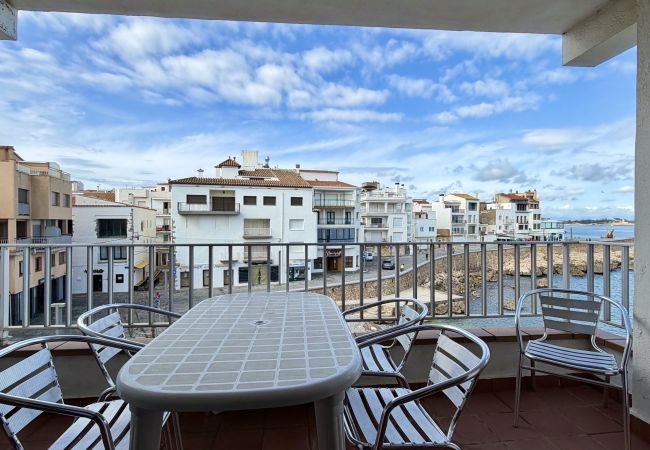Apartamento em L'Escala - APARTAMENTO ELS PESCADORS 2-1 3D