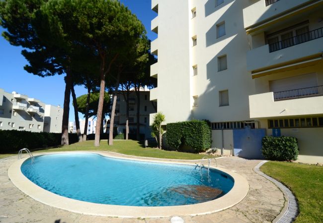 Apartamento em L'Escala - APARTAMENTO PUEBLO AMARRES 2D