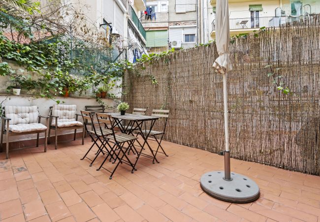 Apartamento em Barcelona - Parallel Centric Flat,Terrace,WiFi-2-Dormitorios