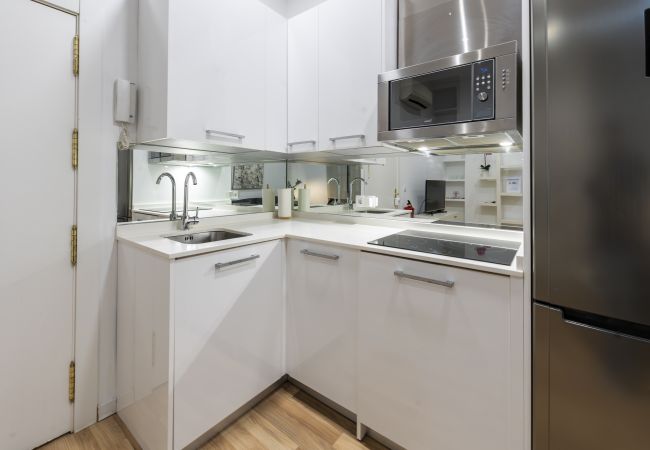 Apartamento em Madrid - Modern Madrid Downtown Puerta Del Sol M (PRE2B) Apartamento em Madrid - Modern Madrid Downtown Puerta Del Sol M (PRE2B)