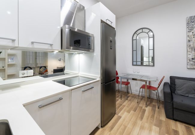 Apartamento em Madrid - Modern Madrid Downtown Puerta Del Sol M (PRE2B) Apartamento em Madrid - Modern Madrid Downtown Puerta Del Sol M (PRE2B)