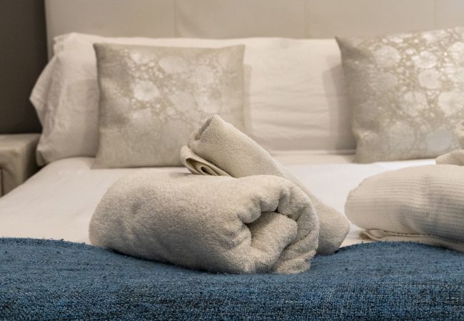 Apartamento em Madrid - Modern Madrid Downtown Puerta Del Sol M (PRE2B) Apartamento em Madrid - Modern Madrid Downtown Puerta Del Sol M (PRE2B)