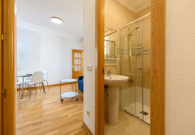 Apartamento em Madrid - Ático MADRID Downtown Museo Reina Sofía-Atocha (DF21) Apartamento em Madrid - Ático MADRID Downtown Museo Reina Sofía-Atocha (DF21)