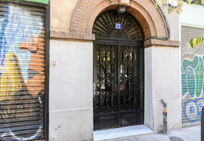 Apartamento em Madrid - Ático MADRID Downtown Museo Reina Sofía-Atocha (DF21) Apartamento em Madrid - Ático MADRID Downtown Museo Reina Sofía-Atocha (DF21)