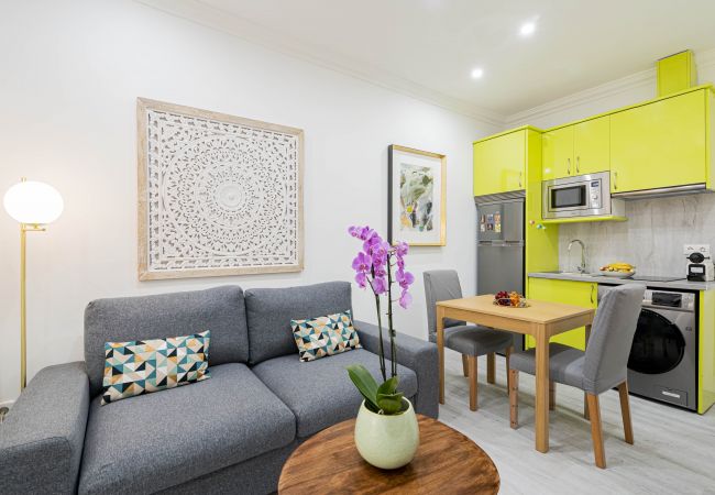 Apartamento em Madrid - CUTE Apartment Downtown Madrid Centro Bilbao M (EGU4) Apartamento em Madrid - CUTE Apartment Downtown Madrid Centro Bilbao M (EGU4)