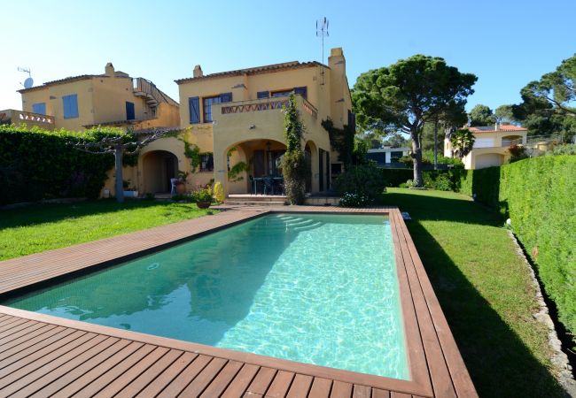 Villa em Estartit - ANDORRA 1 Villa em Estartit - ANDORRA 1