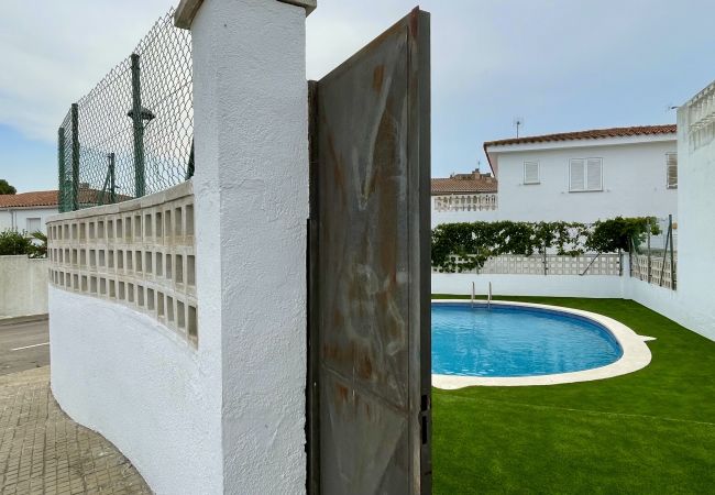 Casa em L'Escala - CASA LA VINYA 14 3D  Casa em L'Escala - CASA LA VINYA 14 3D