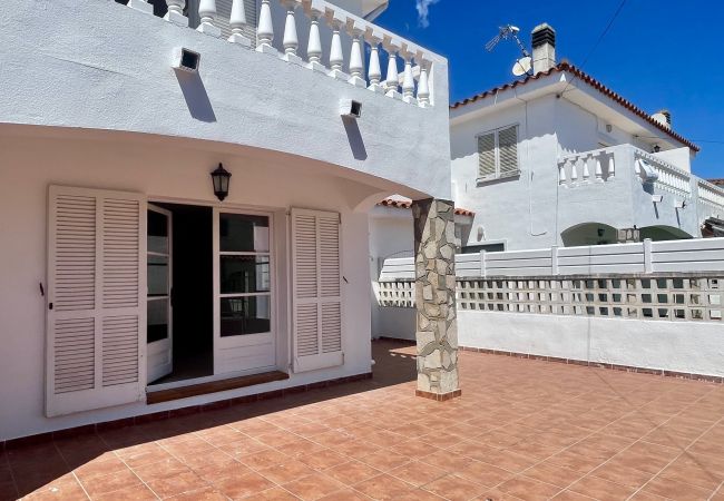 Casa em L'Escala - CASA LA VINYA 14 3D  Casa em L'Escala - CASA LA VINYA 14 3D