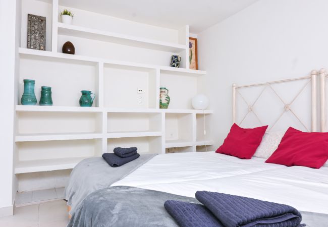 Apartamento em Madrid - GARDEN House Downtown MADRID CENTRO-IFEMA-AEROPUERTO. 2 ROOMS 6 PAX GARDEN Apartamento em Madrid - GARDEN House Downtown MADRID CENTRO-IFEMA-AEROPUERTO. 2 ROOMS 6 PAX GARDEN