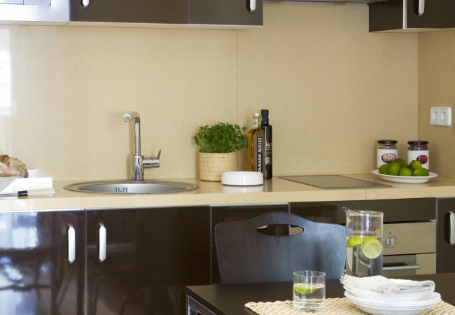 Apartamento em Barcelona - PARLAMENT, renoveret, moderne og sød lejlighed ved siden af Mercado San Antonio Apartamento em Barcelona - PARLAMENT, renoveret, moderne og sød lejlighed ved siden af Mercado San Antonio