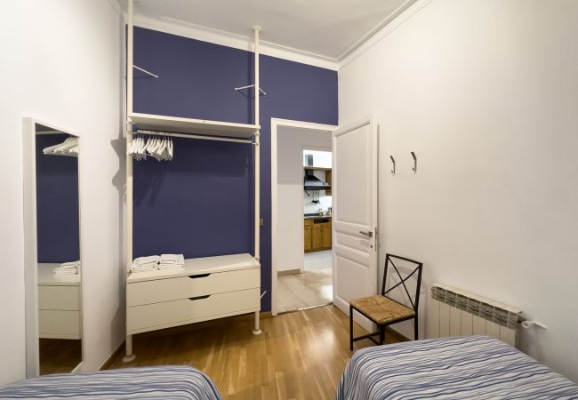 Apartamento em Barcelona - Belo apartamento com amplo terraço privado, próximo ao Passeig de Gracia, Barcelona Apartamento em Barcelona - Belo apartamento com amplo terraço privado, próximo ao Passeig de Gracia, Barcelona