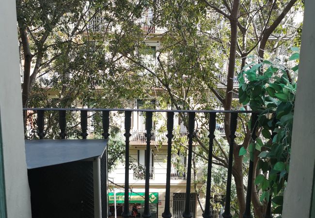 Apartamento em Barcelona - SANT ANTONI, aluguel de temporada agradável, silencioso e central em Barcelona Apartamento em Barcelona - SANT ANTONI, aluguel de temporada agradável, silencioso e central em Barcelona
