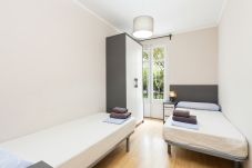 Apartamento em Barcelona - Família CIUTADELLA PARK, 4 quartos apartamento grande em Barcelona