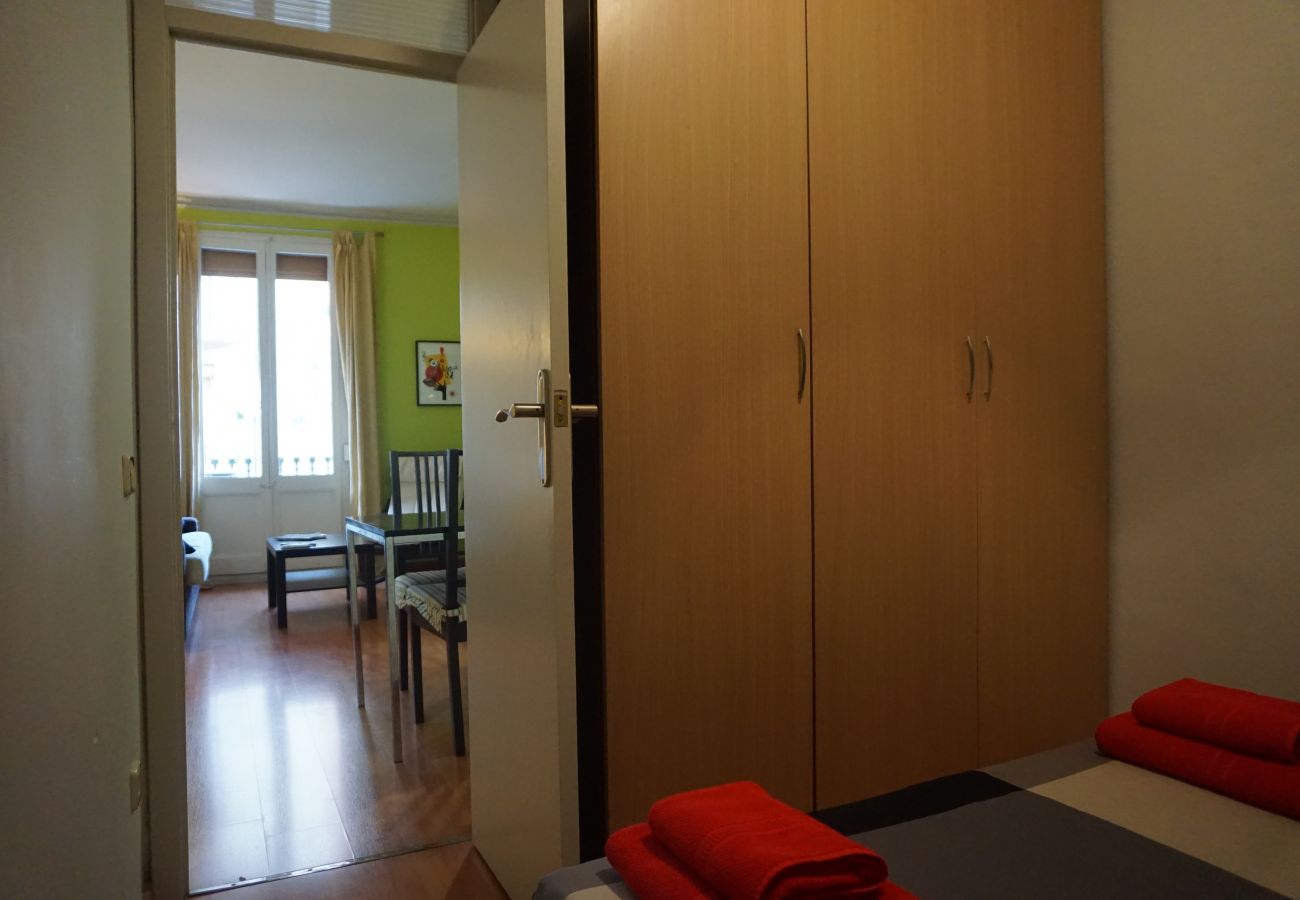 Apartamento em Barcelona - PLAZA ESPAÑA & MONTJUÏC, apartamento fofo para alugar por dias no centro de Barcelona Apartamento em Barcelona - PLAZA ESPAÑA & MONTJUÏC, apartamento fofo para alugar por dias no centro de Barcelona