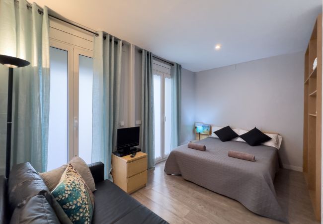 Apartamento em Barcelona - Bonito, silencioso e ensolarado apartamento, excelente localizado em Gracia, Barcelona