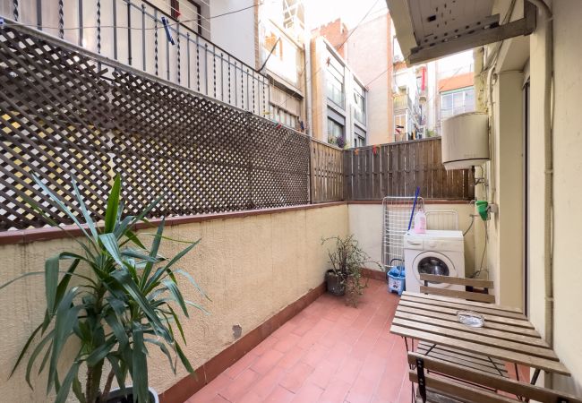 Apartamento em Barcelona - Bonito apartamento restaurado para alugar com terraço privado no centro de Barcelona, Gracia Apartamento em Barcelona - Bonito apartamento restaurado para alugar com terraço privado no centro de Barcelona, Gracia