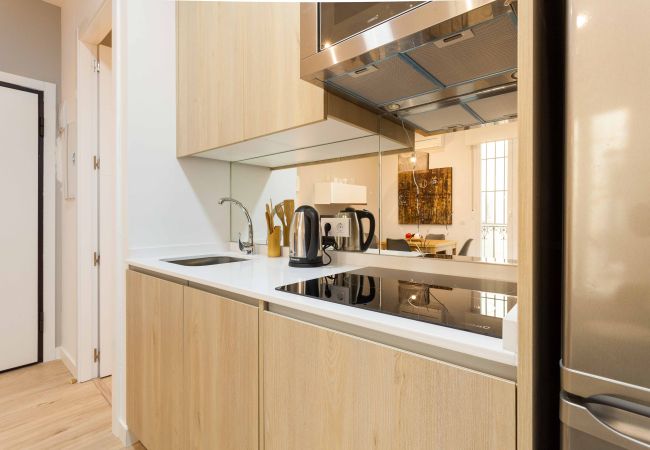 Apartamento em Madrid - Modern Madrid Downtown Puerta Del Sol M (PRE3B) Apartamento em Madrid - Modern Madrid Downtown Puerta Del Sol M (PRE3B)
