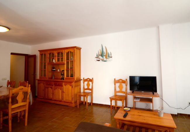 Apartamento em L'Escala - PUIG SUREDA 13 - 1C Apartamento em L'Escala - PUIG SUREDA 13 - 1C