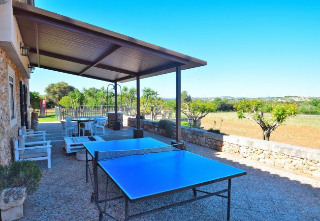 Fazenda em Santa Margalida - Es Bosquerró 054 fantástica finca con piscina vallada, zona infantil, terraza, barbacoa y WiFi Fazenda em Santa Margalida - Es Bosquerró 054 fantástica finca con piscina vallada, zona infantil, terraza, barbacoa y WiFi