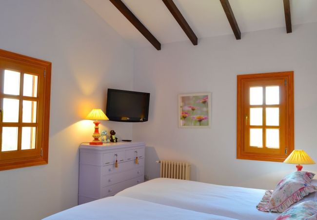 Villa em Binissalem - Casa Binissagar II 106 lujosa villa con piscina privada, sauna, jacuzzi, zona infantil y barbacoa Villa em Binissalem - Casa Binissagar II 106 lujosa villa con piscina privada, sauna, jacuzzi, zona infantil y barbacoa