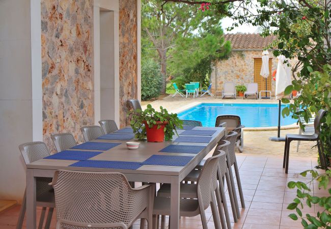 Fazenda em Buger - Son Tresco 126 fantástica finca ideal para grupos, con jardín, terraza, ping pong y WiFi Fazenda em Buger - Son Tresco 126 fantástica finca ideal para grupos, con jardín, terraza, ping pong y WiFi