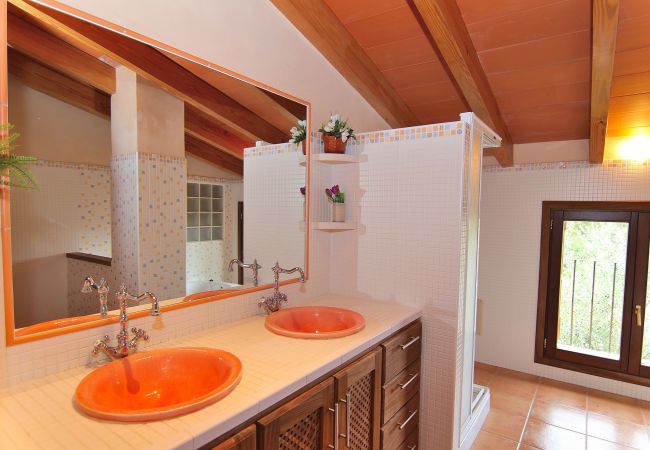 Fazenda em Buger - Son Tresco 126 fantástica finca ideal para grupos, con jardín, terraza, ping pong y WiFi Fazenda em Buger - Son Tresco 126 fantástica finca ideal para grupos, con jardín, terraza, ping pong y WiFi