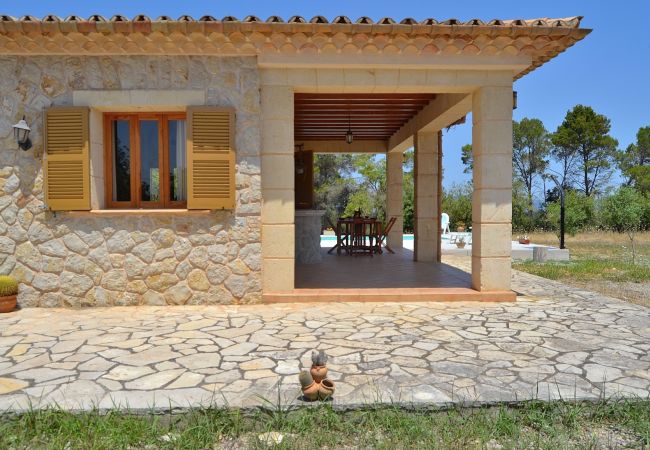 Fazenda em Llubi - Son Bernat 137 acogedora finca en la naturaleza con piscina privada, terraza, jardín y WiFi Fazenda em Llubi - Son Bernat 137 acogedora finca en la naturaleza con piscina privada, terraza, jardín y WiFi