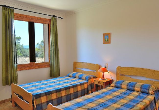 Fazenda em Llubi - Son Bernat 137 acogedora finca en la naturaleza con piscina privada, terraza, jardín y WiFi Fazenda em Llubi - Son Bernat 137 acogedora finca en la naturaleza con piscina privada, terraza, jardín y WiFi