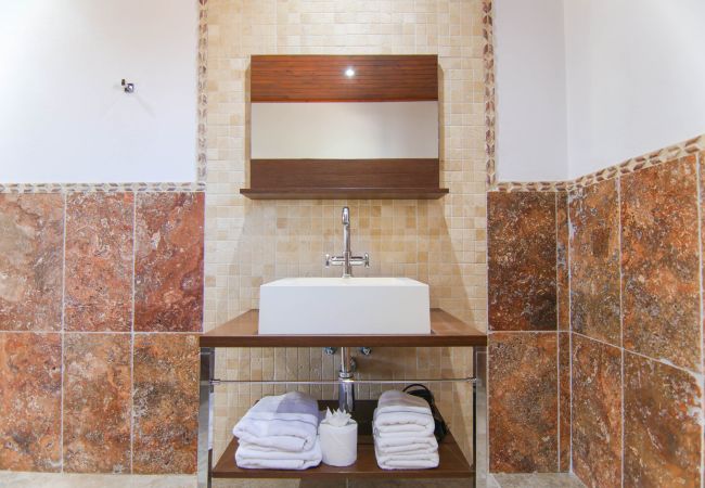 Fazenda em Sa Pobla - Rey del Campo 140 lujosa villa con piscina privada, aire acondicionado, jardín y zona barbacoa Fazenda em Sa Pobla - Rey del Campo 140 lujosa villa con piscina privada, aire acondicionado, jardín y zona barbacoa