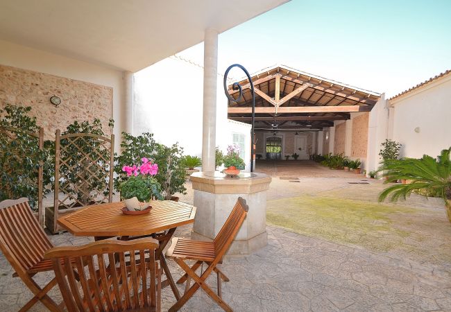 Casa em Llubi - Tofollubí 152 fantástica villa con piscina privada, gran zona exterior, aire acondicionado y zona barbacoa Casa em Llubi - Tofollubí 152 fantástica villa con piscina privada, gran zona exterior, aire acondicionado y zona barbacoa