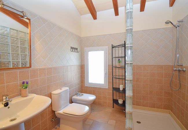 Casa em Llubi - Tofollubí 152 fantástica villa con piscina privada, gran zona exterior, aire acondicionado y zona barbacoa Casa em Llubi - Tofollubí 152 fantástica villa con piscina privada, gran zona exterior, aire acondicionado y zona barbacoa