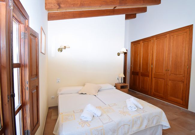 Casa em Llubi - Tofollubí 152 fantástica villa con piscina privada, gran zona exterior, aire acondicionado y zona barbacoa Casa em Llubi - Tofollubí 152 fantástica villa con piscina privada, gran zona exterior, aire acondicionado y zona barbacoa