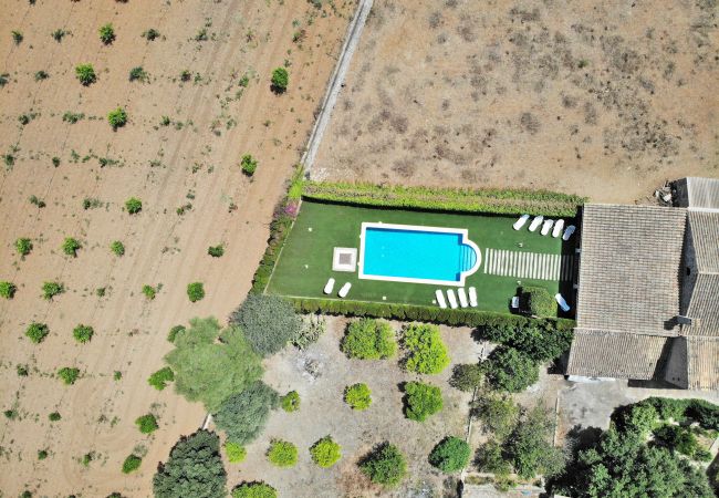Casa em Llubi - Tofollubí 152 fantástica villa con piscina privada, gran zona exterior, aire acondicionado y zona barbacoa Casa em Llubi - Tofollubí 152 fantástica villa con piscina privada, gran zona exterior, aire acondicionado y zona barbacoa
